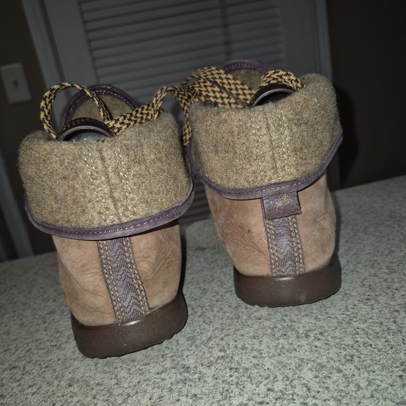 Chacos Brown Outdoor Boots Suze 8 - Picture 4 of 10